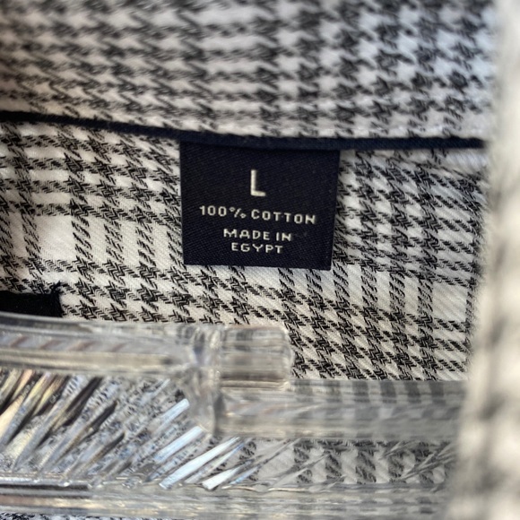 Men’s button down - Picture 3 of 3